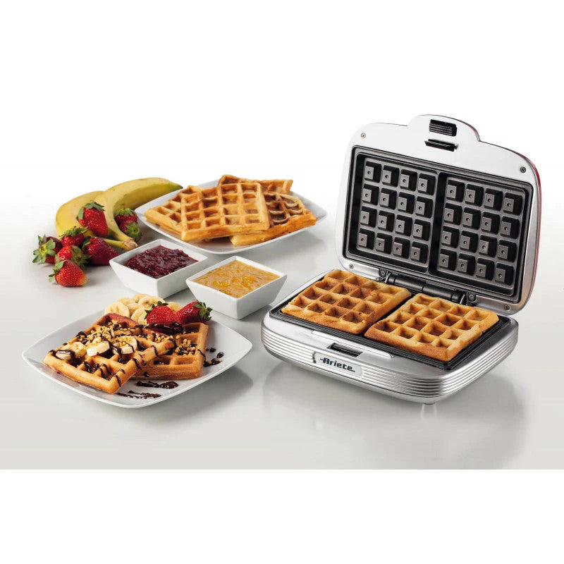 Red 700W Waffle Maker W4929